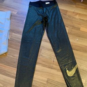 Nike leggings